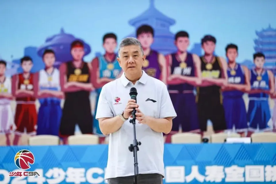 如何制定有效的篮球训练策略以提高球员表现_2